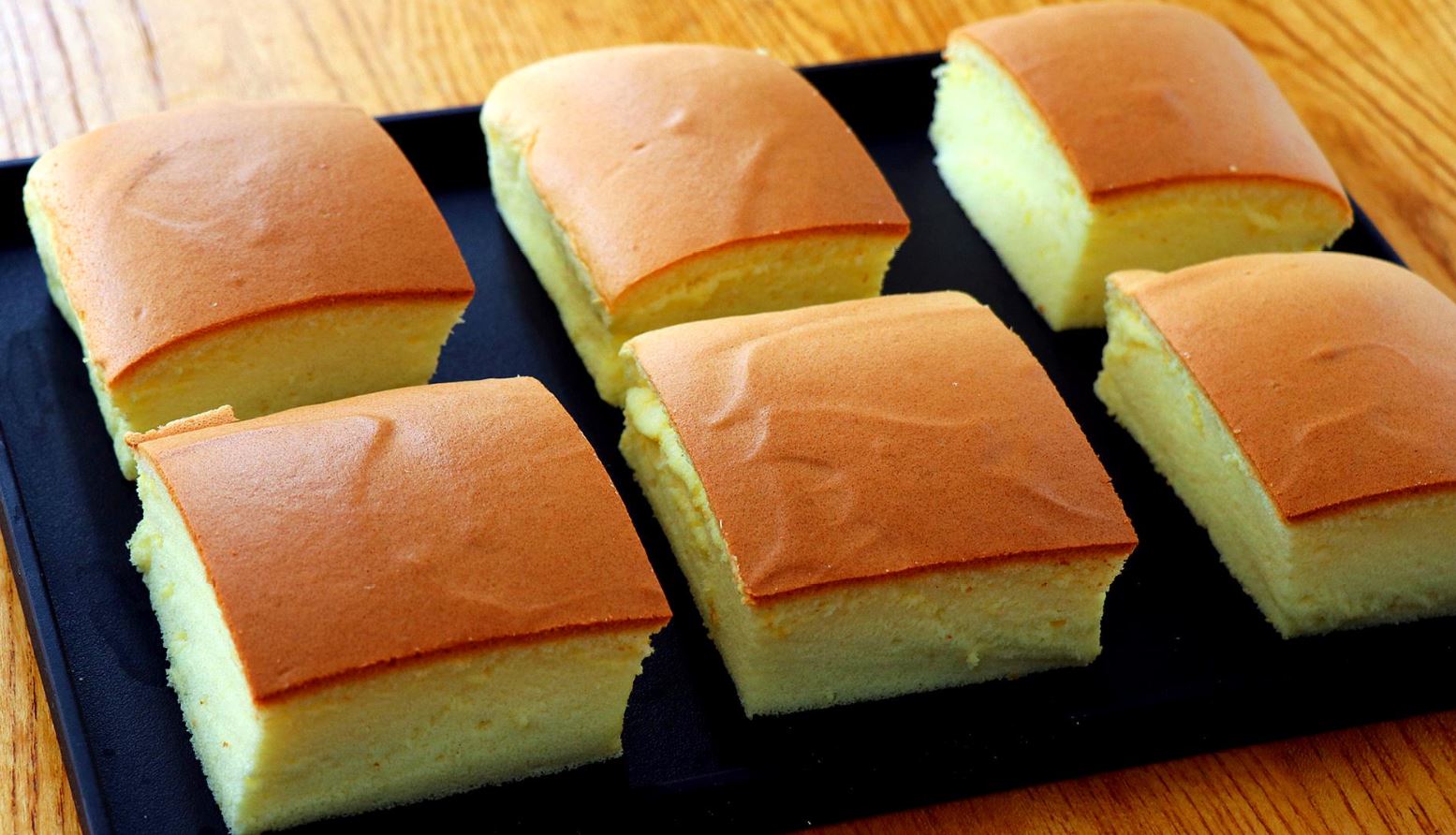 Moist Velvety Lemon Cake